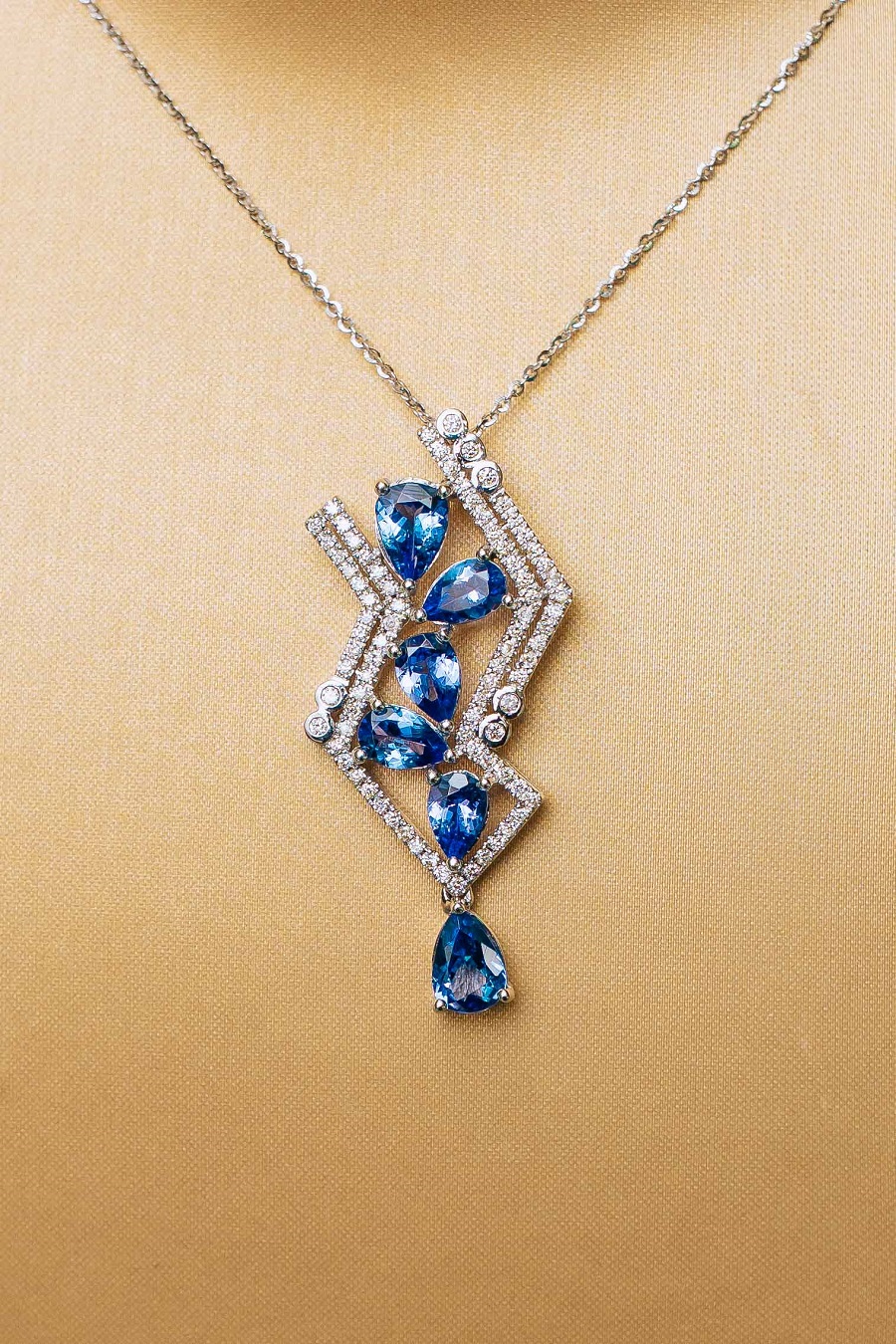 The Eyes Of The Dusk