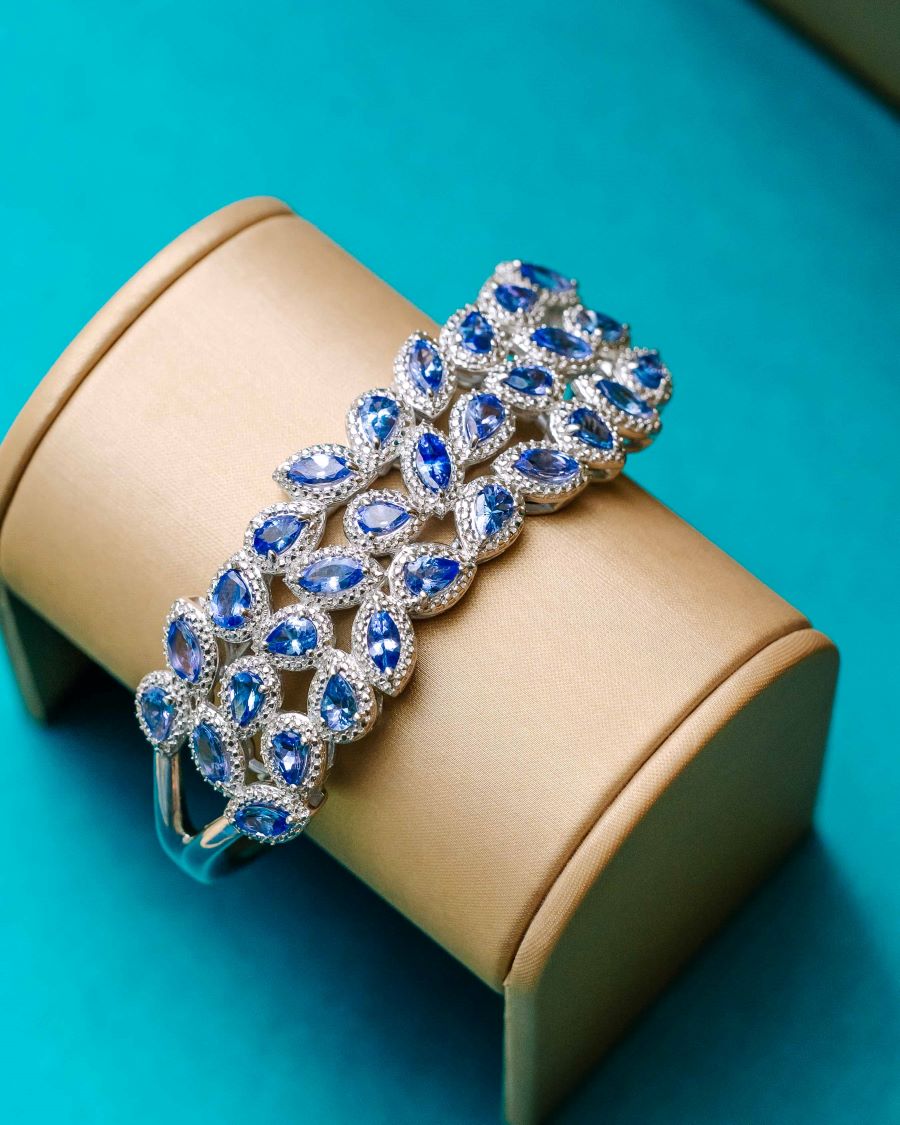 Cascade Petal Bangle